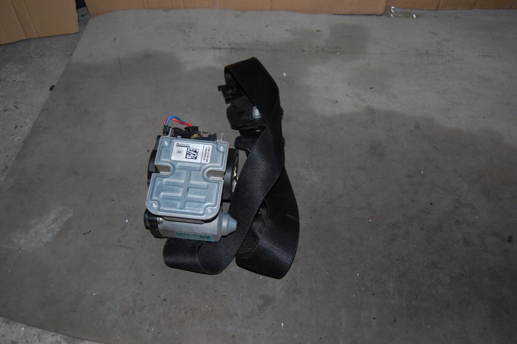 фото №1, Mercedes w211 602208100 pas безопасности p.przód