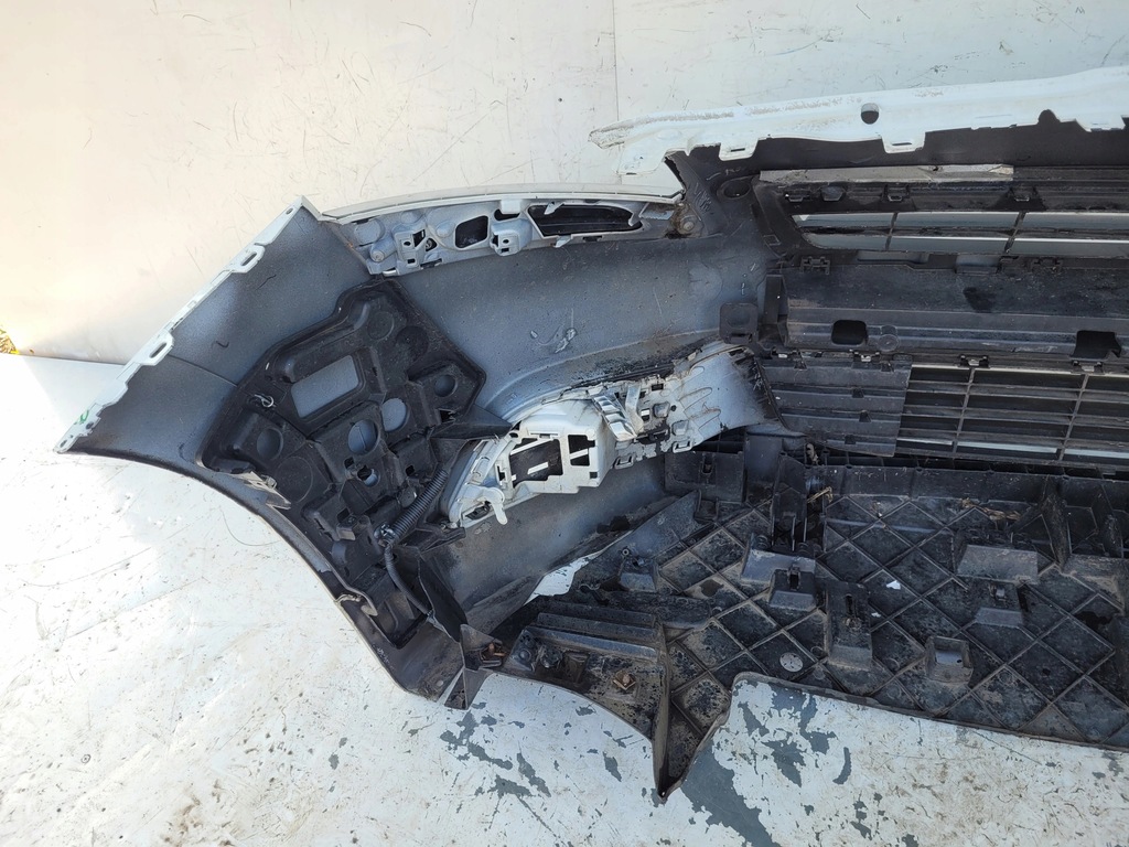 фото №10, Peugeot 5008 i бампер перед передний