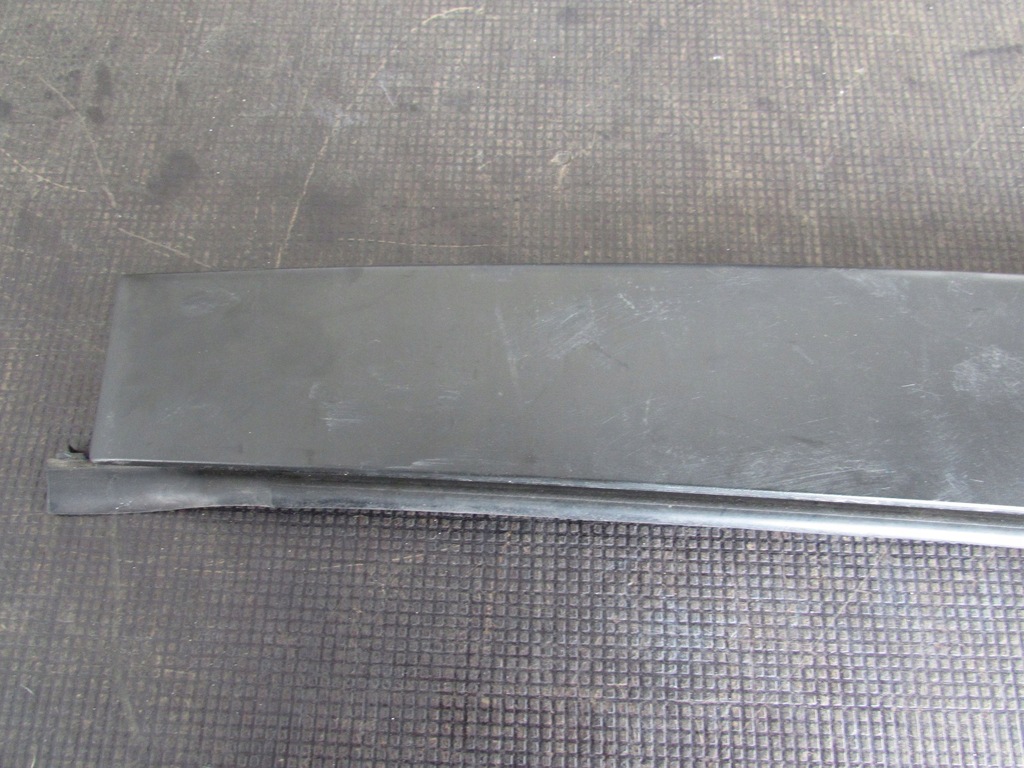 фото №8, Молдинг двері лівий задня kombi toyota corolla e21 19-23 hybrid