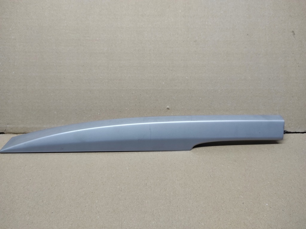 фото №1, Заглушка накладка рейлінг права задня renault laguna iii kombi