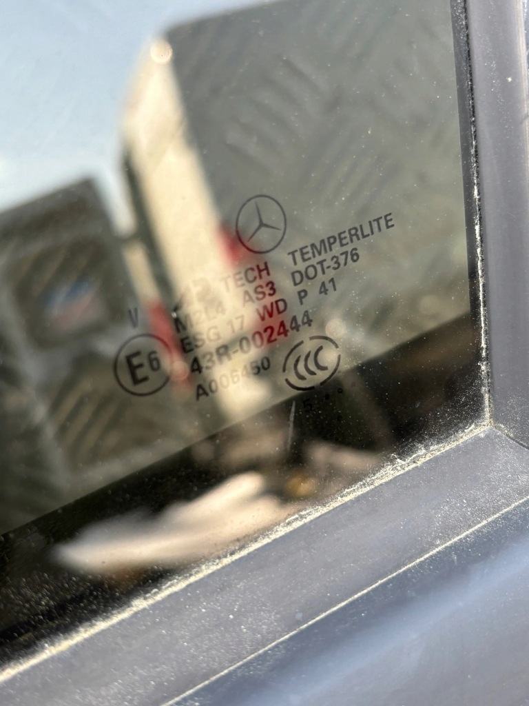 Двері лівий задній задні комплект  mercedes ml w164 c197 оригінал Доставка