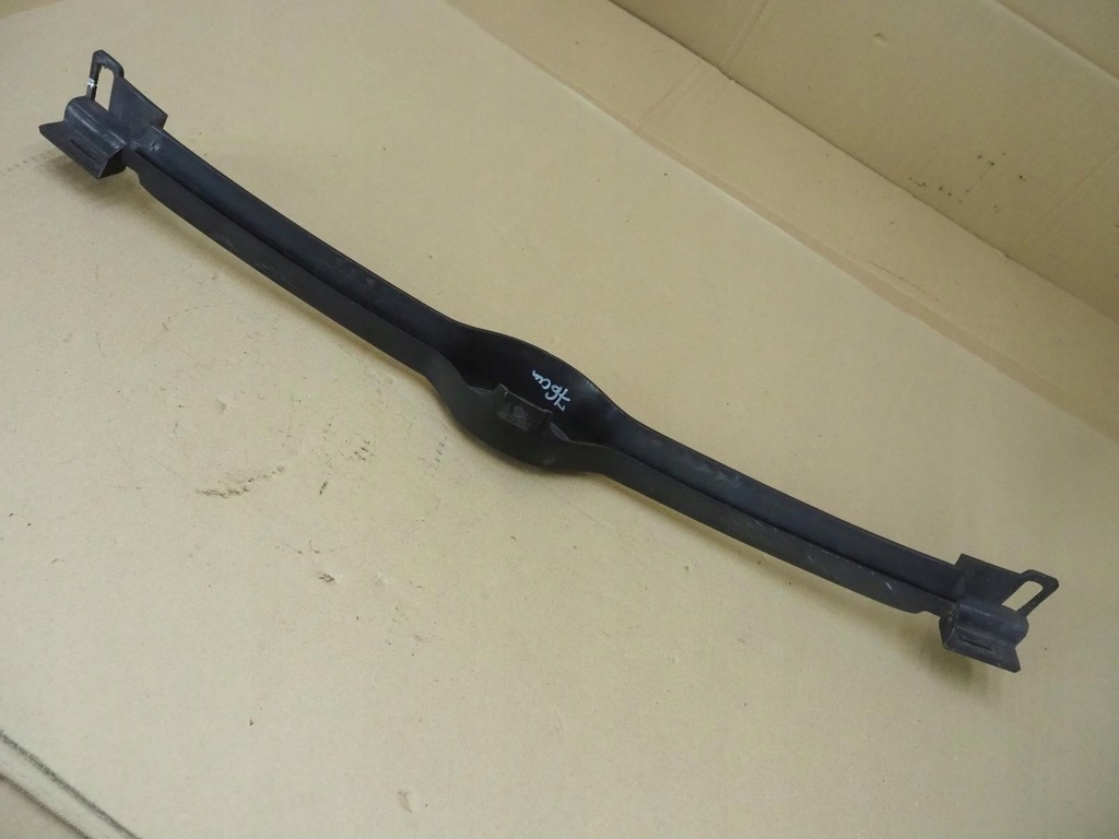 фото №11, Hyundai h-1 h200 starex 97- решётка радиатора эмблема