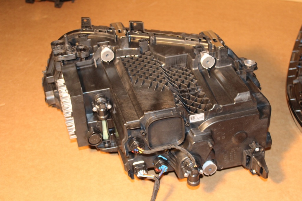 фото №10, Фара лампи перед комплект jak nowe bmw x7 g07 lci