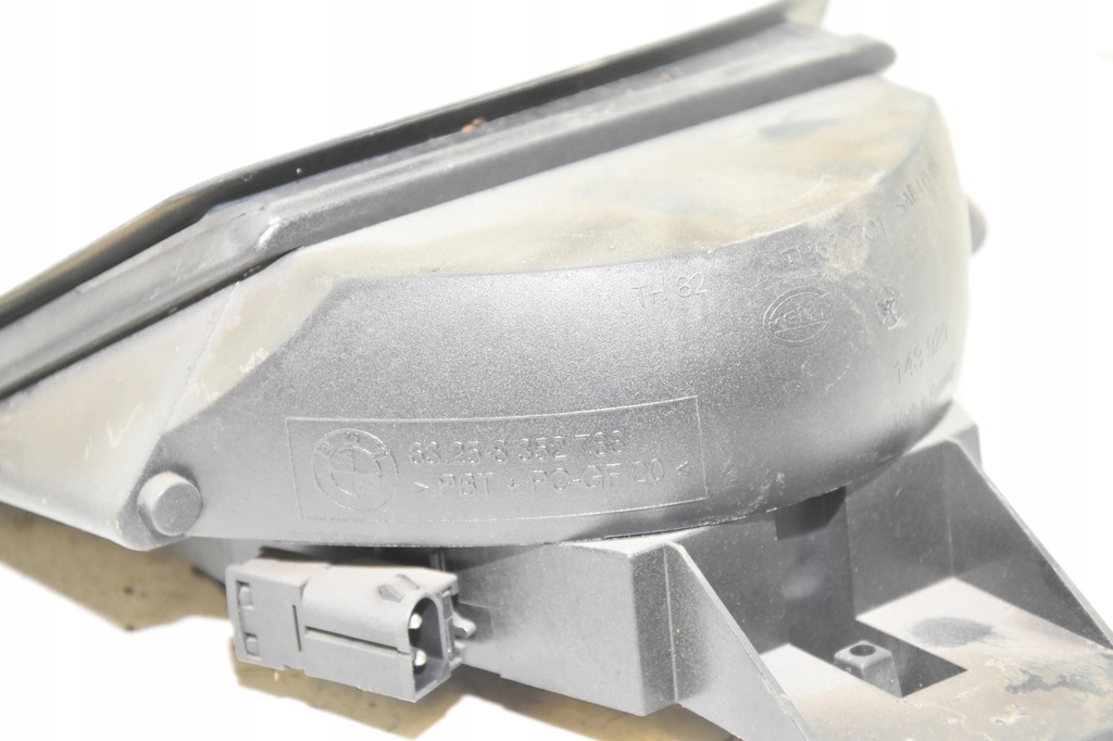 фото №4, Bmw e38 третий свет стоп стоп-сигнал цоколь