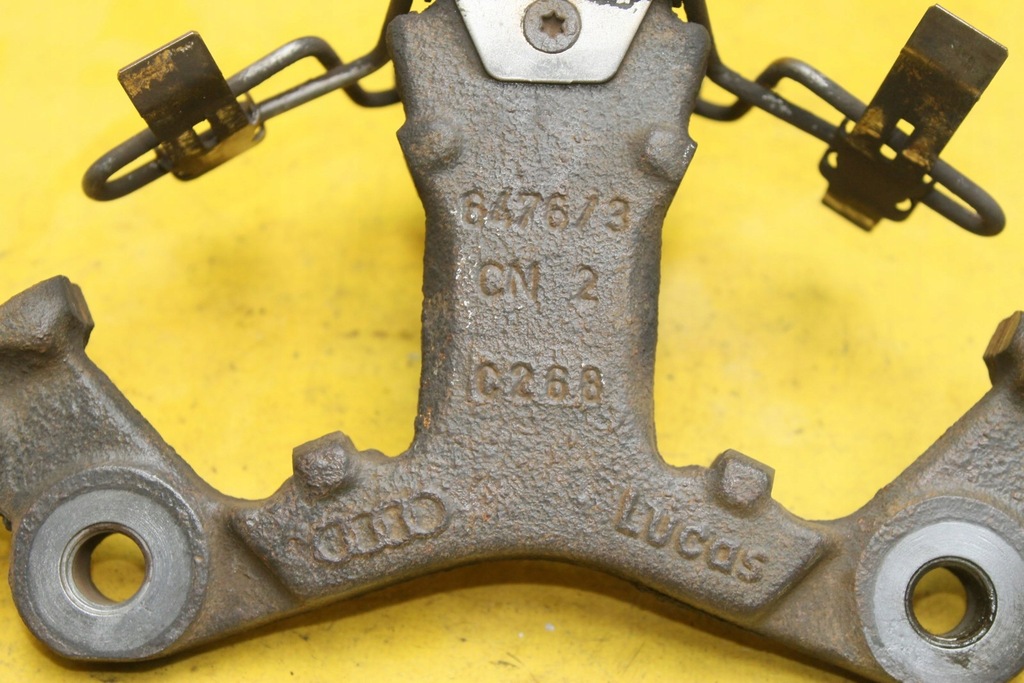 фото №6, Скоба пружинка кронштейн супорт лівий перед vw phaeton 8476/3 c288