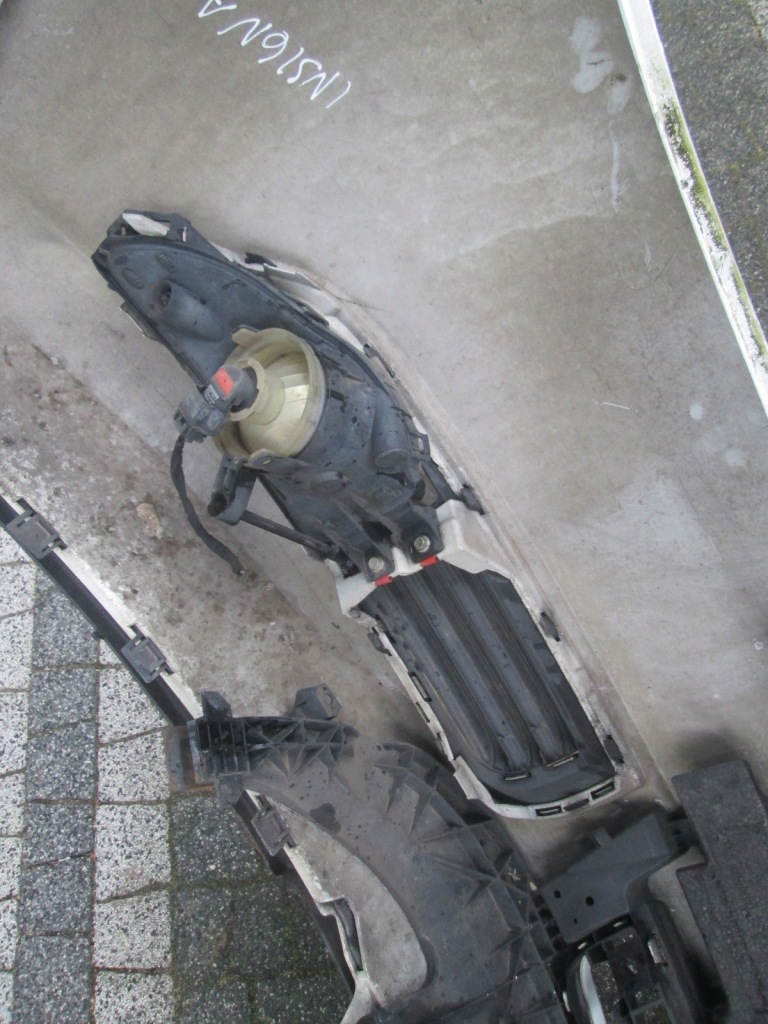 Купити Бампер передній комплектний  opel insignia a 2008-13 білий z40r