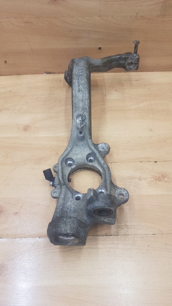 фото №1, Поворотный кулак перед правая audi a6 c6 lift allroad