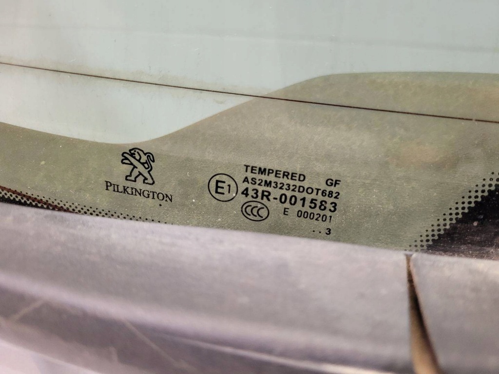 фото №10, Задняя крышка багажника багажника peugeot 208 2015