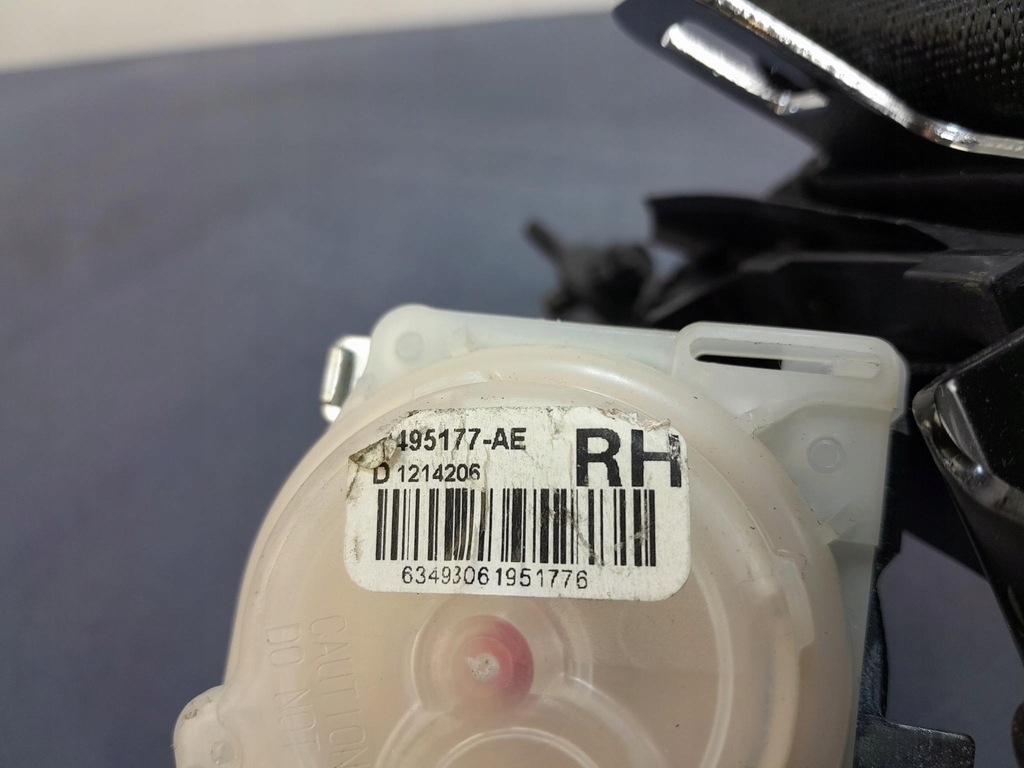 фото №5, Ford mustang mk6 pas безопасности задняя правый