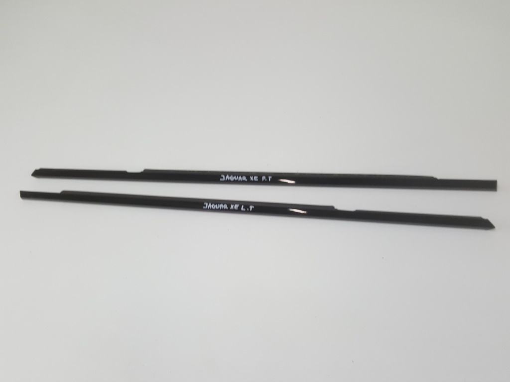фото №4, Jaguar xe x760 молдинг ущільнювач двері лівий перед czarna 16r