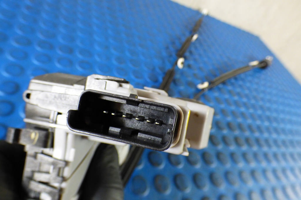 фото №7, Замок дверь левый задняя 6pin toyota proace partner iv combo e rifter 2022r