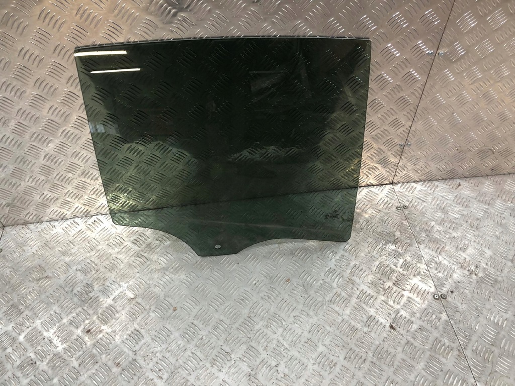 фото №1, Права скло двері bmw x4 f26 тонована