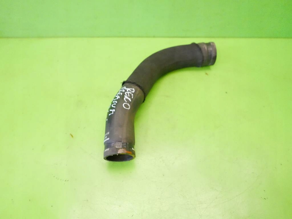 Труба патрубок шланг насоса води renault premium 370dci Недорого