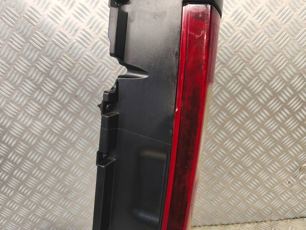 Фара задняя правый  renault trafic 3 opel vivaro b fiat talento 93450970 Киев