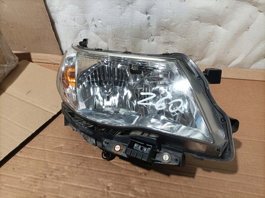 фото №1, Subaru forester лампа передняя правая ксенон комплектная