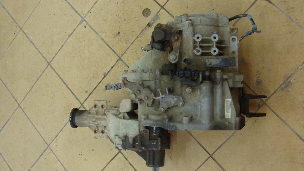 фото №8, Коробка передач передач механическая suzuki sx4 fiat sedici 1.9 d 4x4 79jb