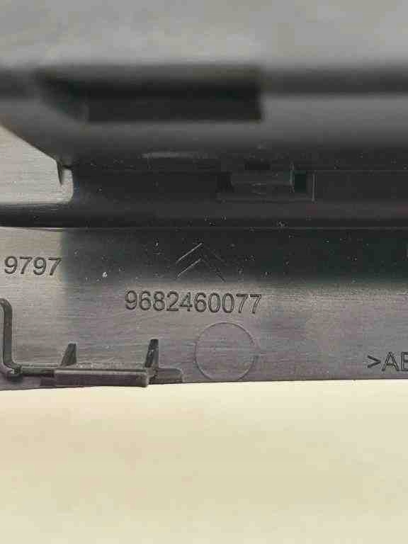 фото №9, Ящик citroën c5 ii break re_ 9682460077 2.0l дизель 2008