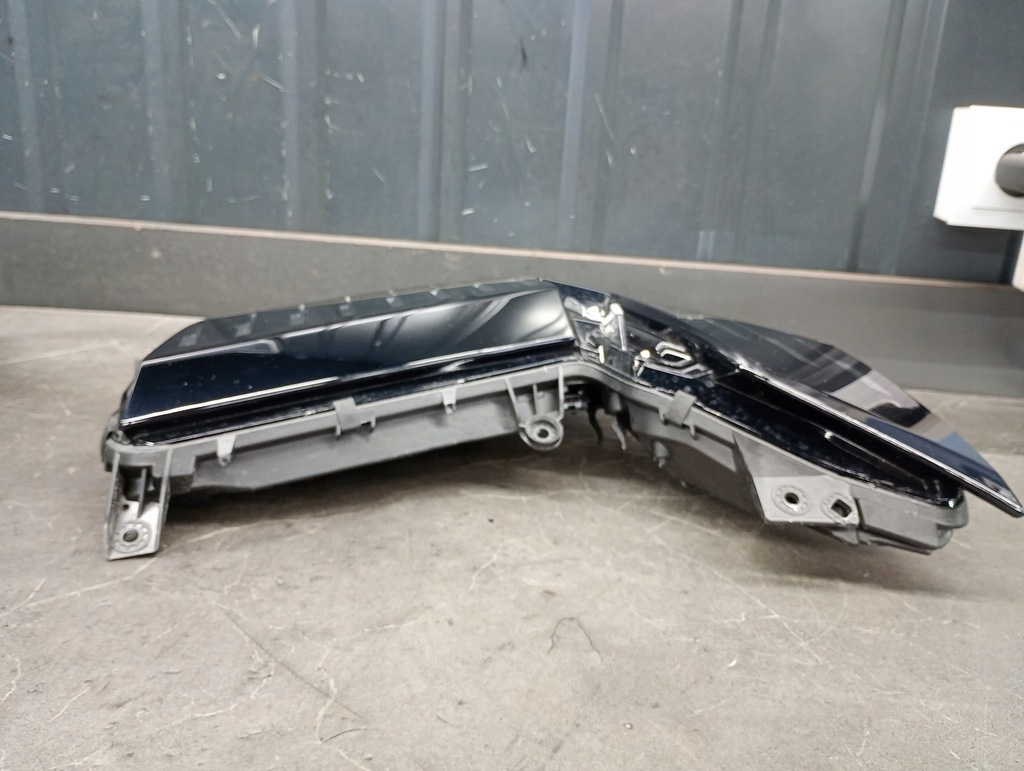 фото №9, 825022177r reflekor левый renault clio v drl