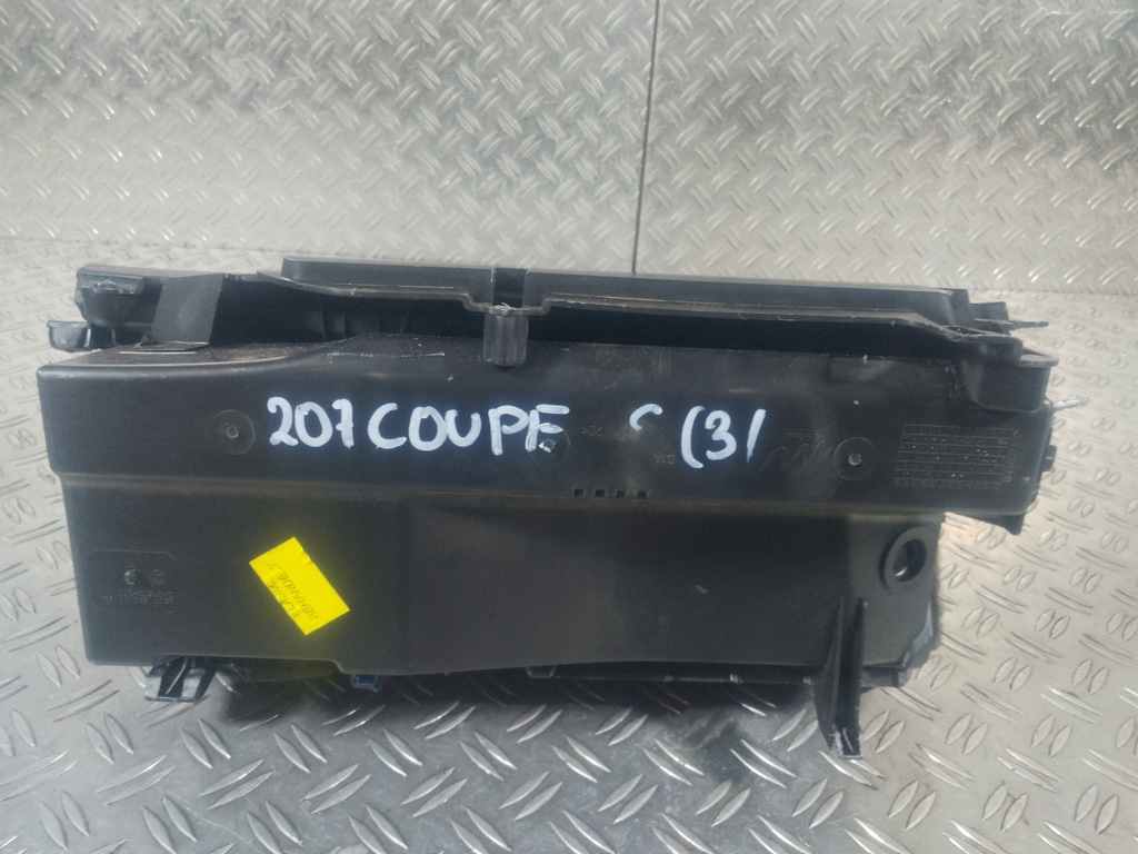 фото №5, Mercedes w207 coupe 09-13 бардачок пасажира a2076800091