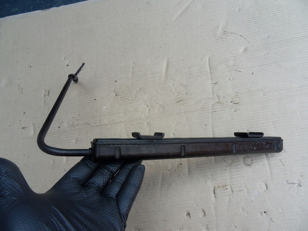 фото №5, Молдинг впрыскная prius 1.5 16v