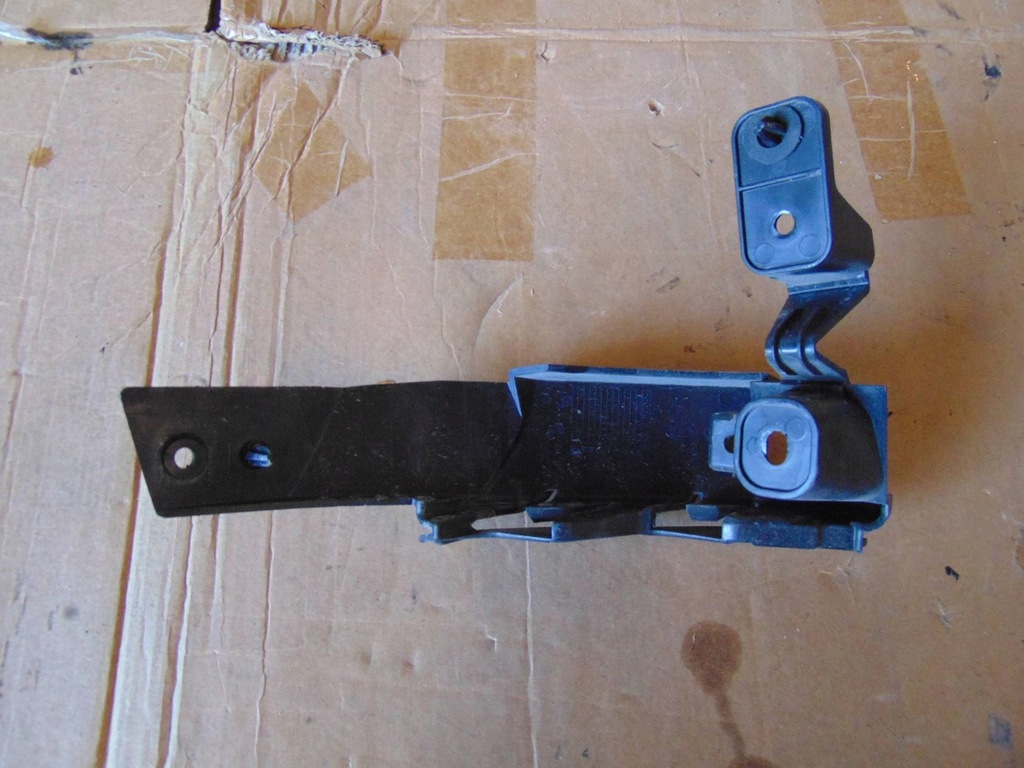 фото №3, Land range rover evoque l551 направляющая левый задняя k8d2-17a882-a