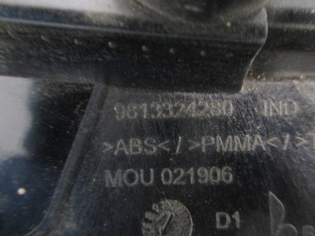 фото №7, Citroen c3 iii заглушка крыла правая задняя 9813324280