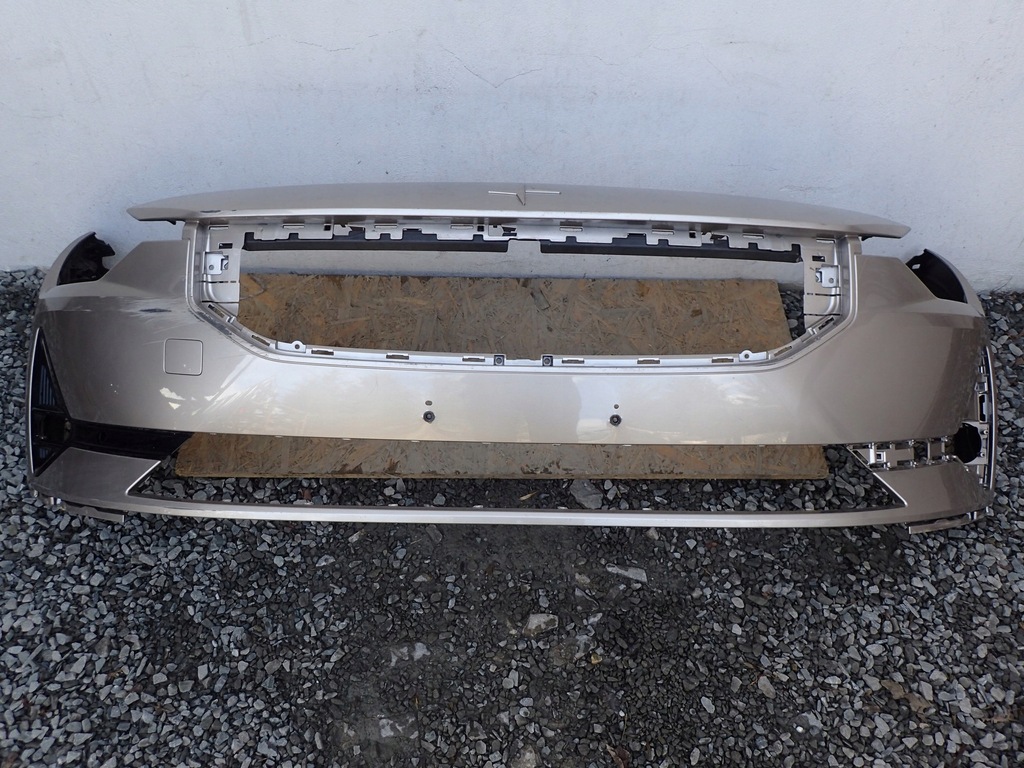 фото №1, Бампер перед передній polestar 2 ii ev 2019-