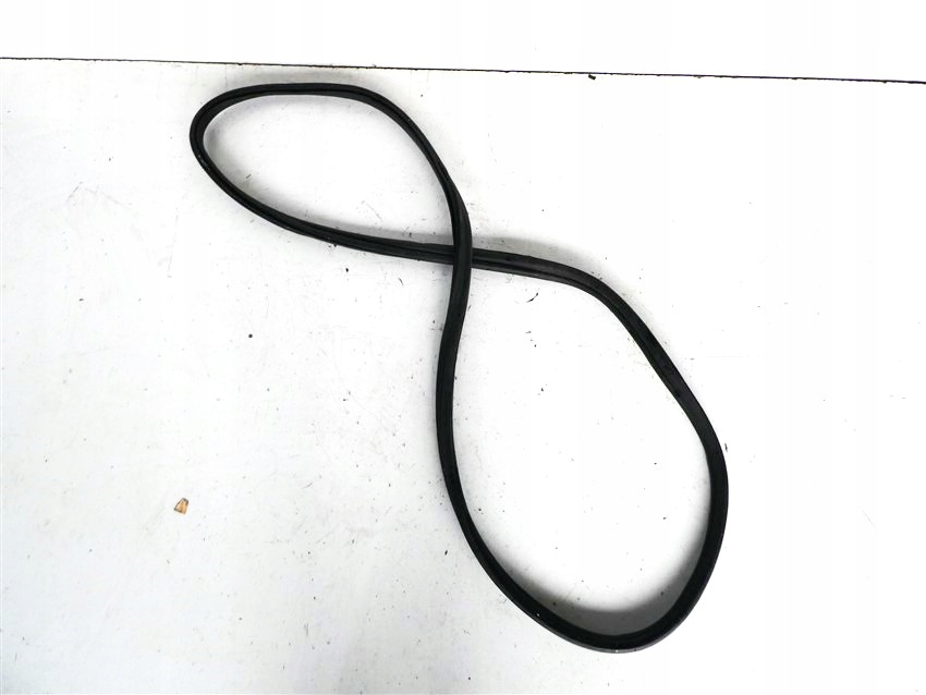 фото №1, Прокладка крышки багажника citroen ds3 09-16r