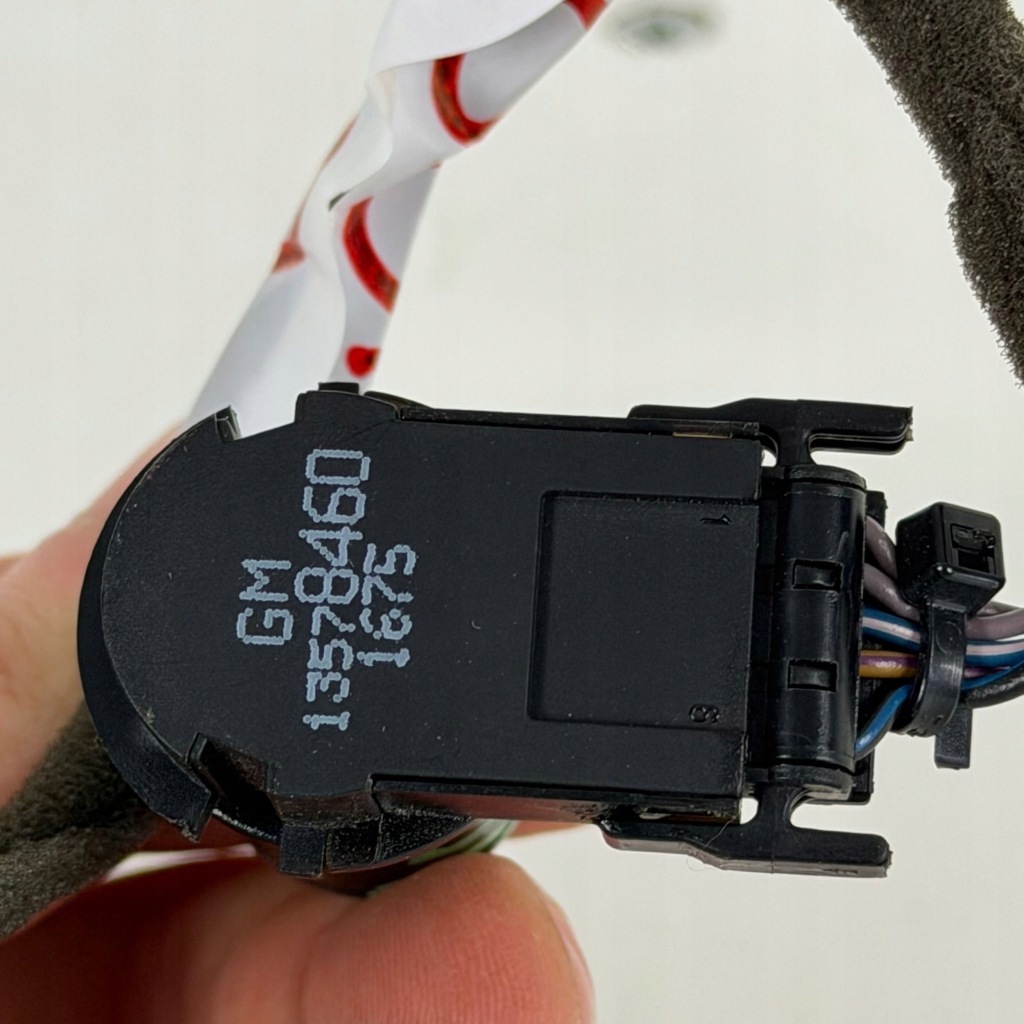 Датчик освещённости заводской opel zafira c оригинальный номер оригинал 13578460 в Украине