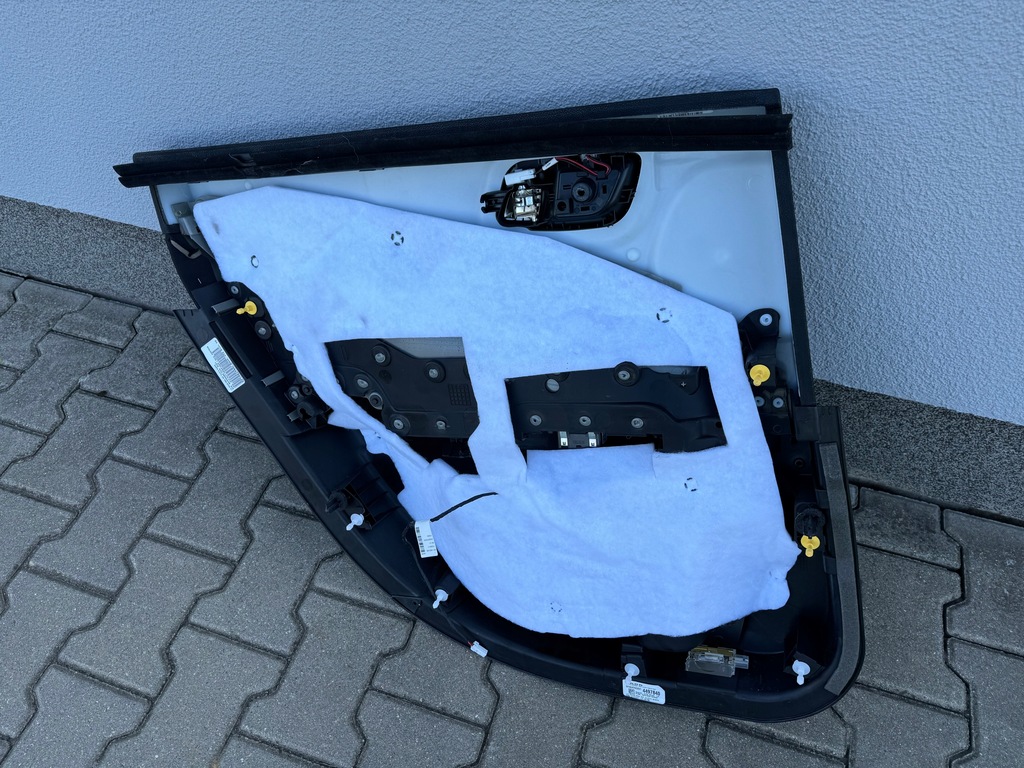 фото №10, Dodge charger srt задний правый обшивка дверь 2015+