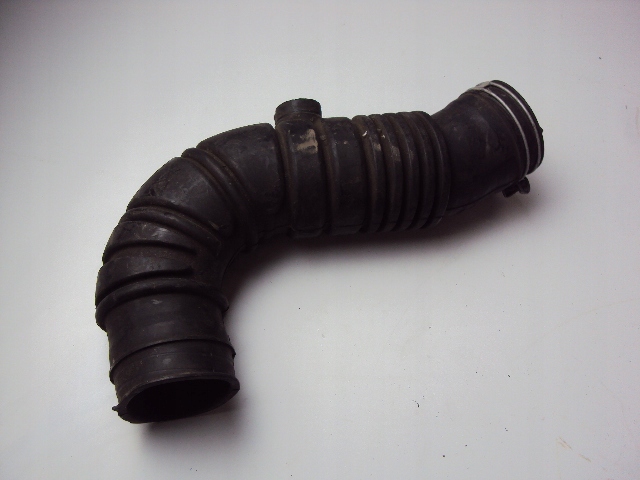 фото №1, Труба воздуха toyota hilux avensis d4d