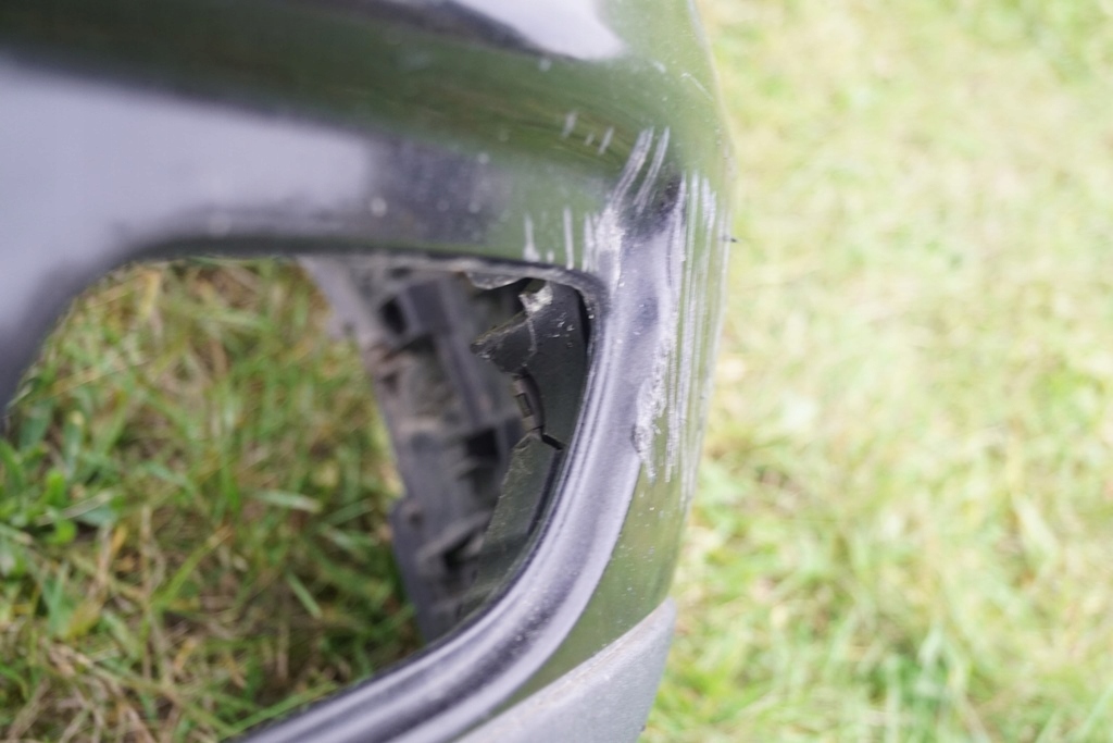 фото №10, Бампер передний перед volvo v70 09190305 лак 452-46