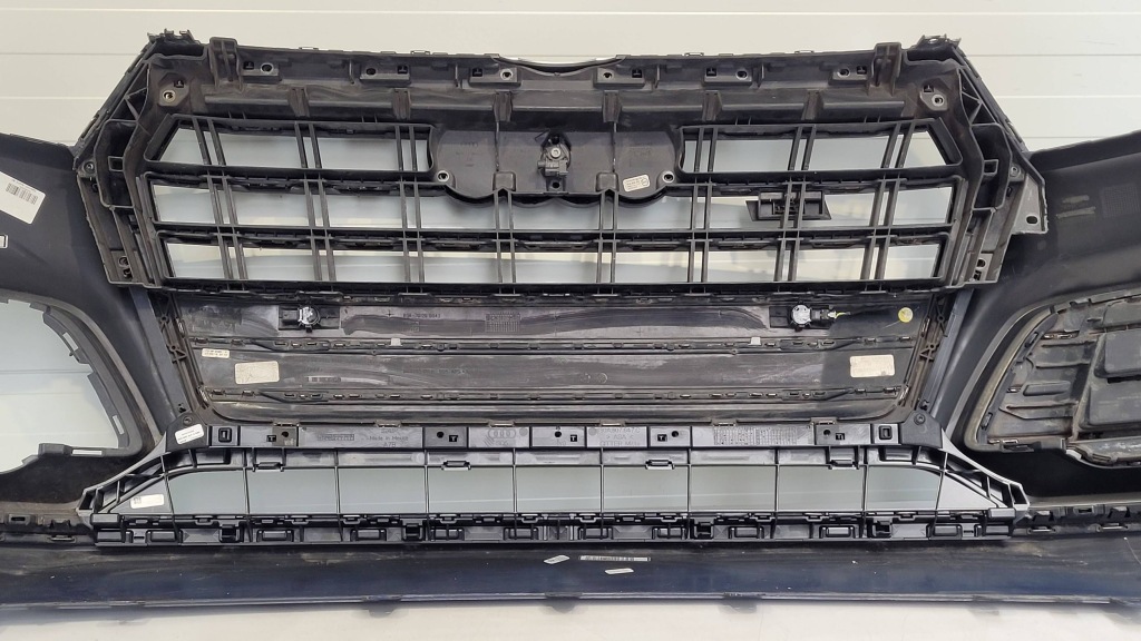 Audi sq5 q5 17-21r бампер передний перед 80a807437 Оригинал