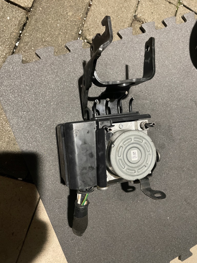 Купить Насос abs peugeot 2008 ii 1.2 thp