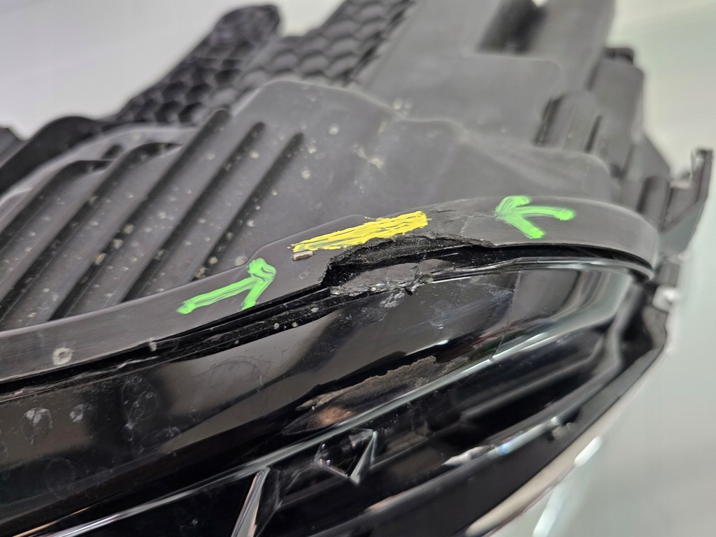 фото №14, Лампа передняя правая volkswagen touareg led 761941082