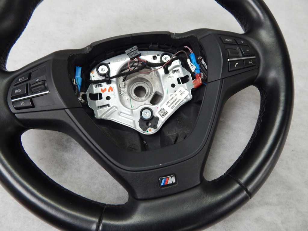 фото №9, Bmw x3 x4 f25 f26 - воздуховод лепестки переключения m-pakiet or