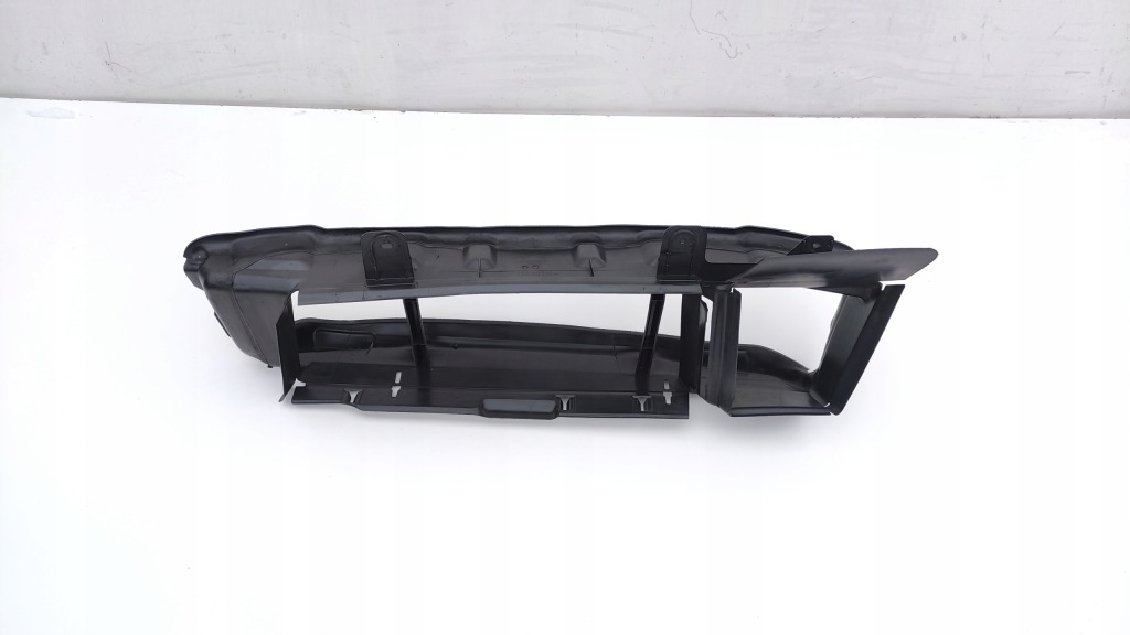 Frod focus 3 3 mk3 рестайлінг  14- впуск кермо  канал повітря 1.0 tc759 в Україні