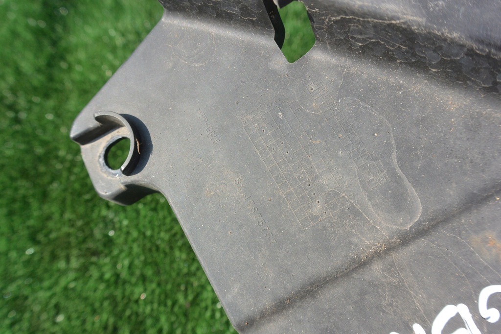 фото №7, Напрямна кронштейн лампи правий лівий перед maserati ghibli iii