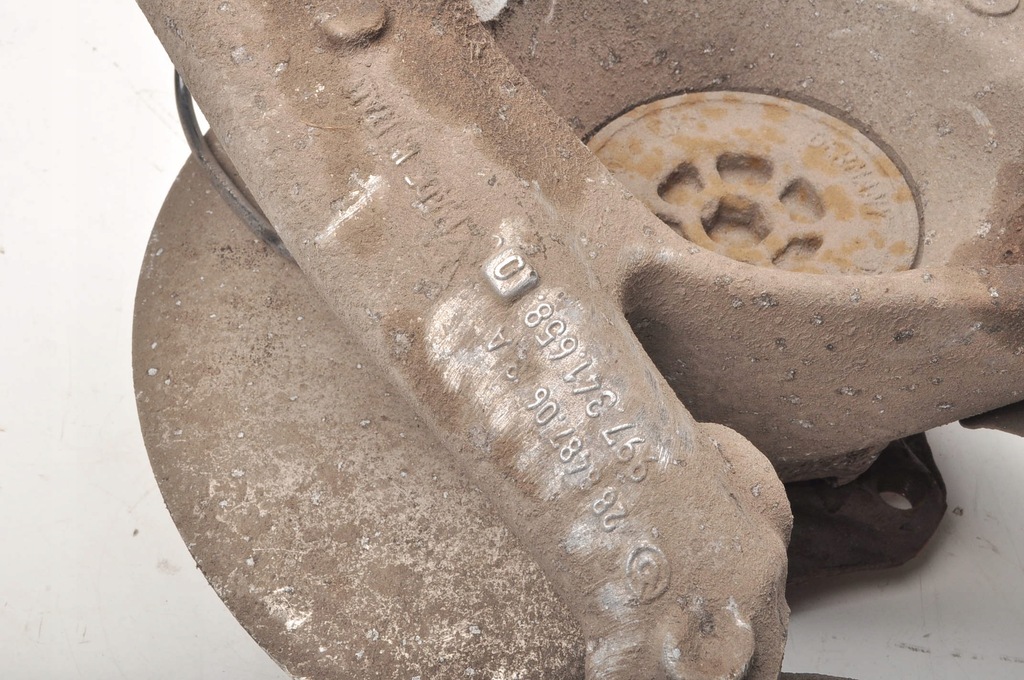 фото №8, Porsche cayman 987 2.9 поворотный кулак правая передняя 997341658