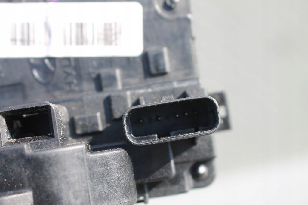 фото №6, Замок двері лівий задня 5 pin hyundai santa fe ii 06-