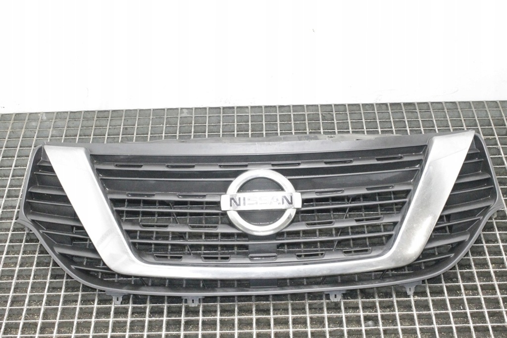фото №8, Решётка радиатора nissan nv300 фургон x82 623109057r 1.6l дизель 89kw 2018