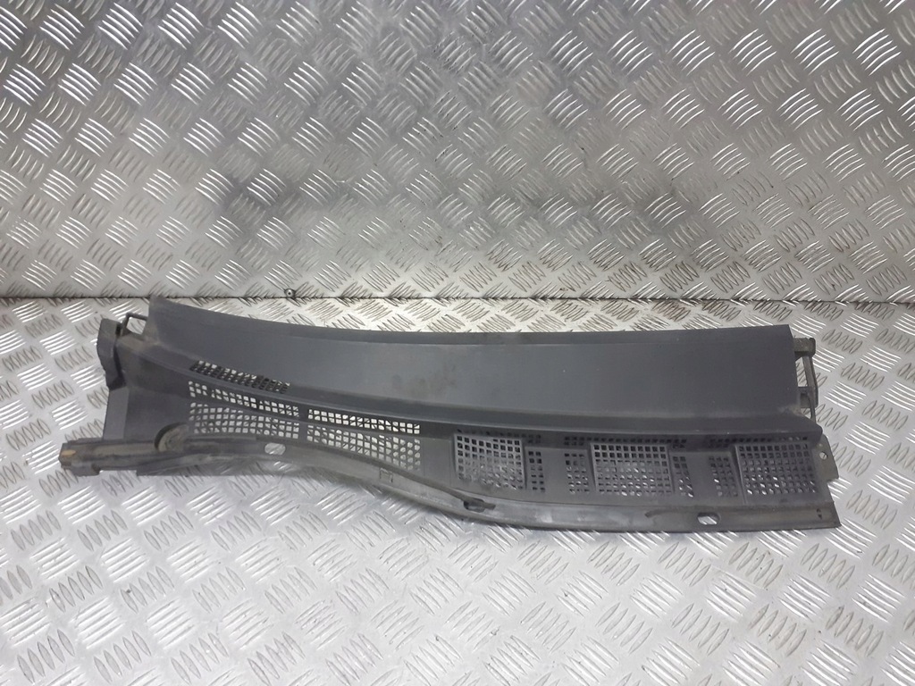 фото №1, Молдинг жабо права mazda 5