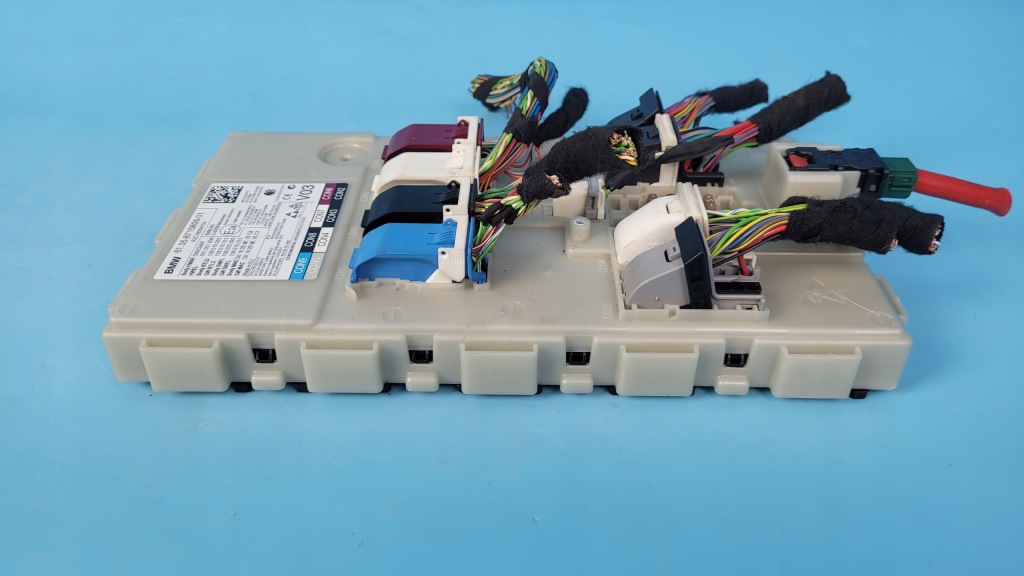 Bmw 5' g31 518d touring 18r 2.0d модуль блок управления bdc 8715806 Недорого