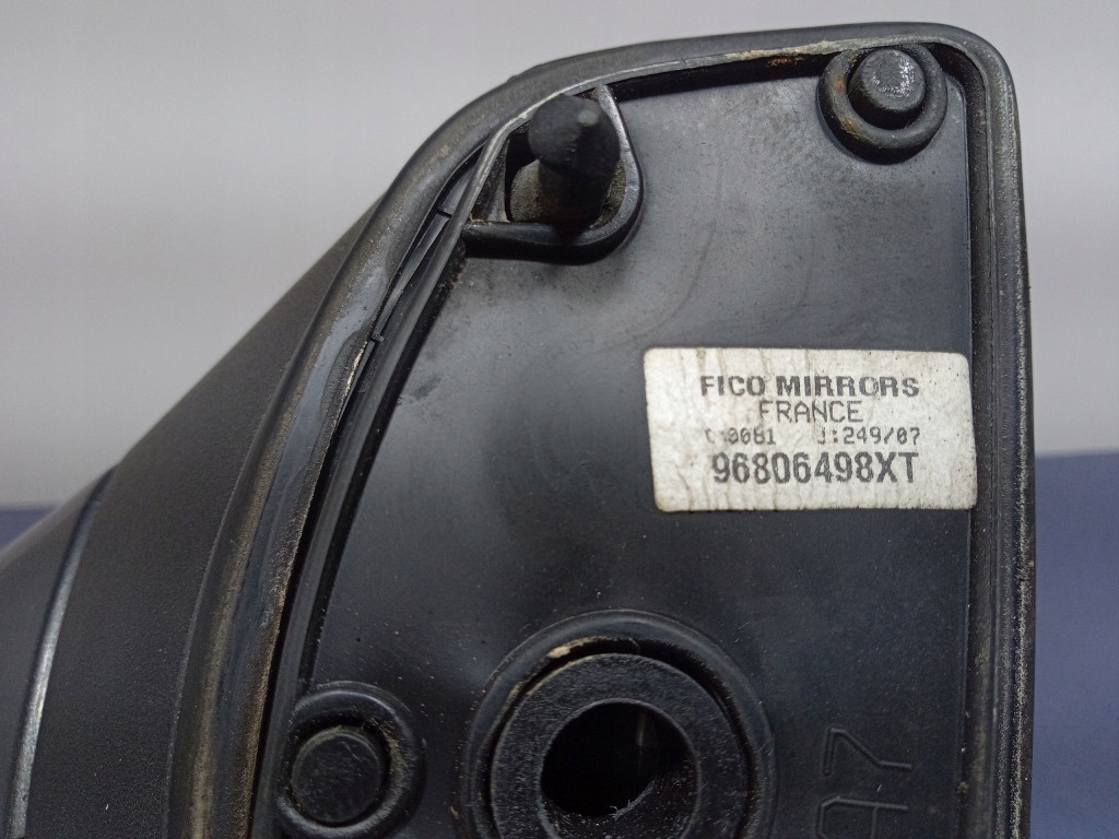Peugeot 207 зеркало левое 2+5 pin 96806498xt ktp в Украине