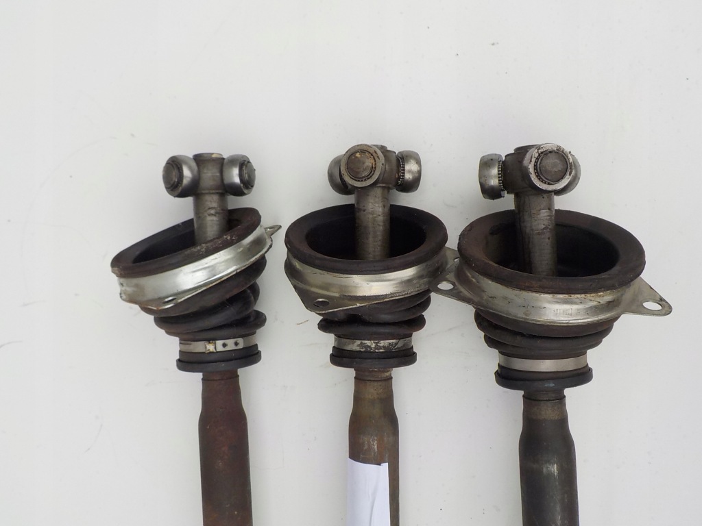 фото №4, Привідний вал ліва dacia sandero 1.4 1.6