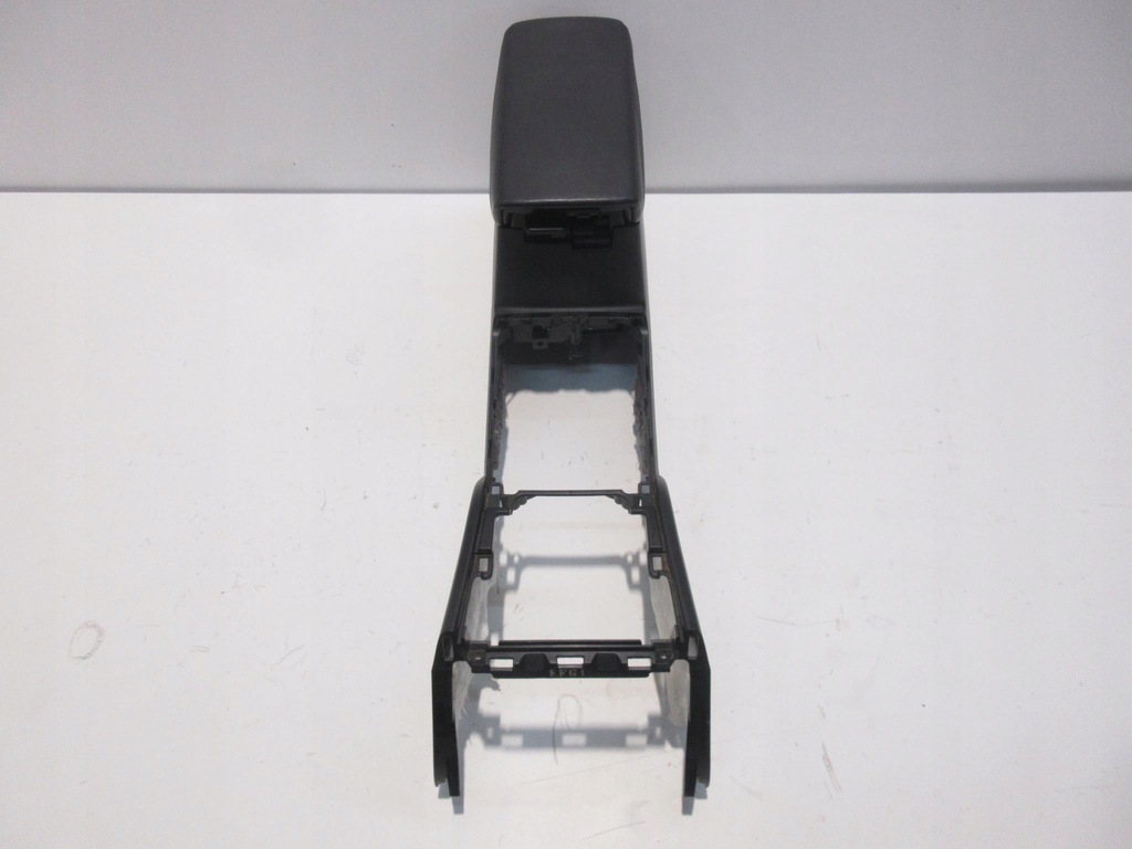 фото №4, Honda accord vii sedan подлокотник кожа