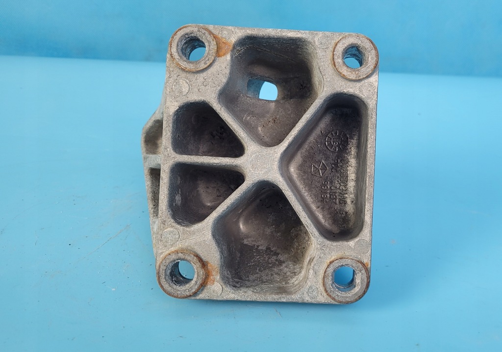 фото №10, Dodge challenger 6.4l srt hemi smpi v8 кронштейн кронштейн двигателя 04855024ac