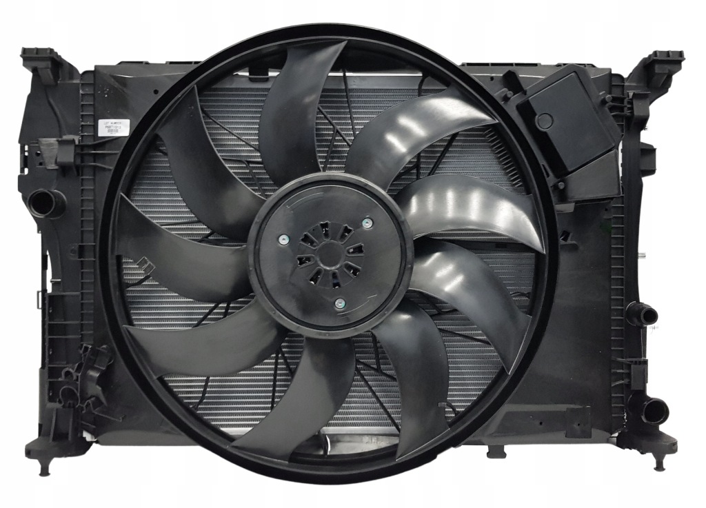 фото №1, Комплект радиатор mercedes gla w156 x156 a45 amg