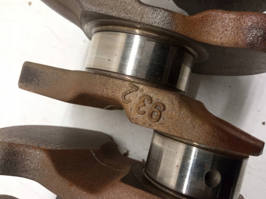 Wał коленчатый 2.4 d volvo s60 1 2000-2009 Оригинал