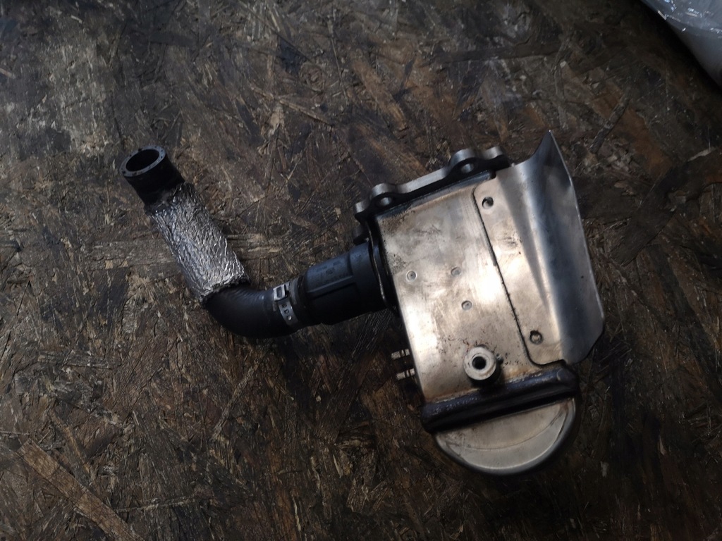 фото №7, Audi a5 8t 2.7 3.0 радиатор выхлопных газов 059131511f